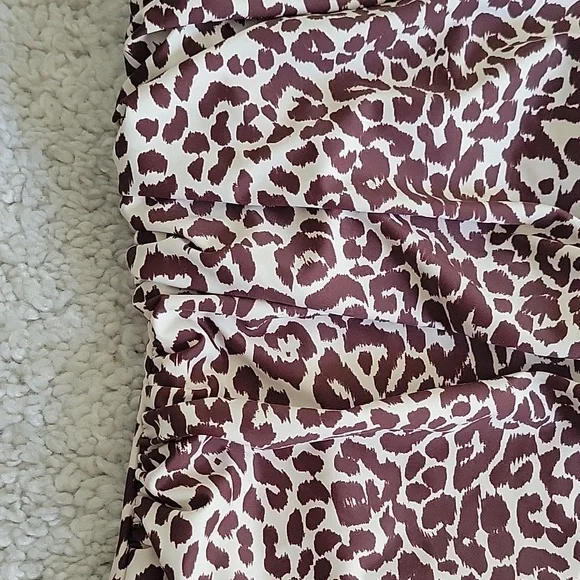 NEW J CREW ONE SHOULDER ruched Swin Suit In Leaopard Print  Size 10 - Picture 6 of 16